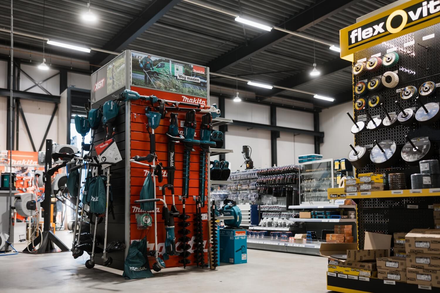 Verkoopadviseur Donker Kootwijkerbroek